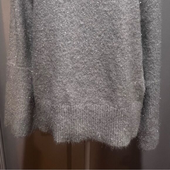 NWT DKNY Metallic Sweater womens size XL with bell sleeves in gray and black - Picture 4 of 10